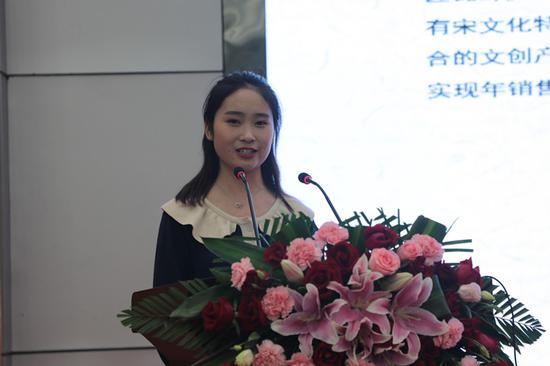 第二届“河南最美大学生”黄河水利职业技术学院艺术与设计学院大三专科生申艳霞演讲