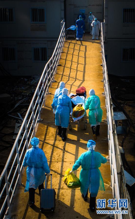 (Xinhua All-Media Headlines·Interactive Pictures and Texts) (9) Forward regardless of the weather - written at a time when the national epidemic prevention and control battle has achieved major strategic results