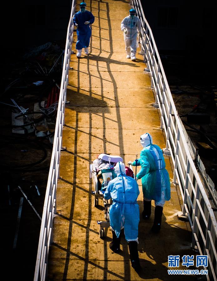 (Xinhua All-Media Headlines·Interactive Picture and Text) (1) A record of fighting the epidemic together - a complete record of China’s fight against the new coronavirus epidemic