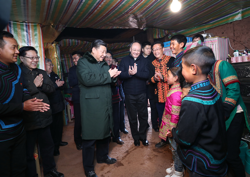 On February 11, 2018, Xi Jinping came to the hinterland of Daliangshan to visit poor households.