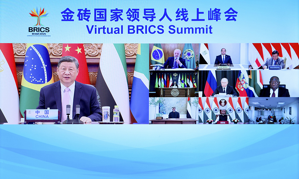 9月8日晚，國家主席習近平出席金磚國家領(lǐng)導人線上峰會，并發(fā)表題為《團結(jié)合作?砥礪前行》的重要講話。新華社記者 劉彬 攝
