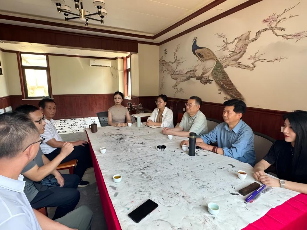 人文学院赴春潮人才交流公司与晋级晚辅郑州分公司开展访企拓岗活动-图片1(1)