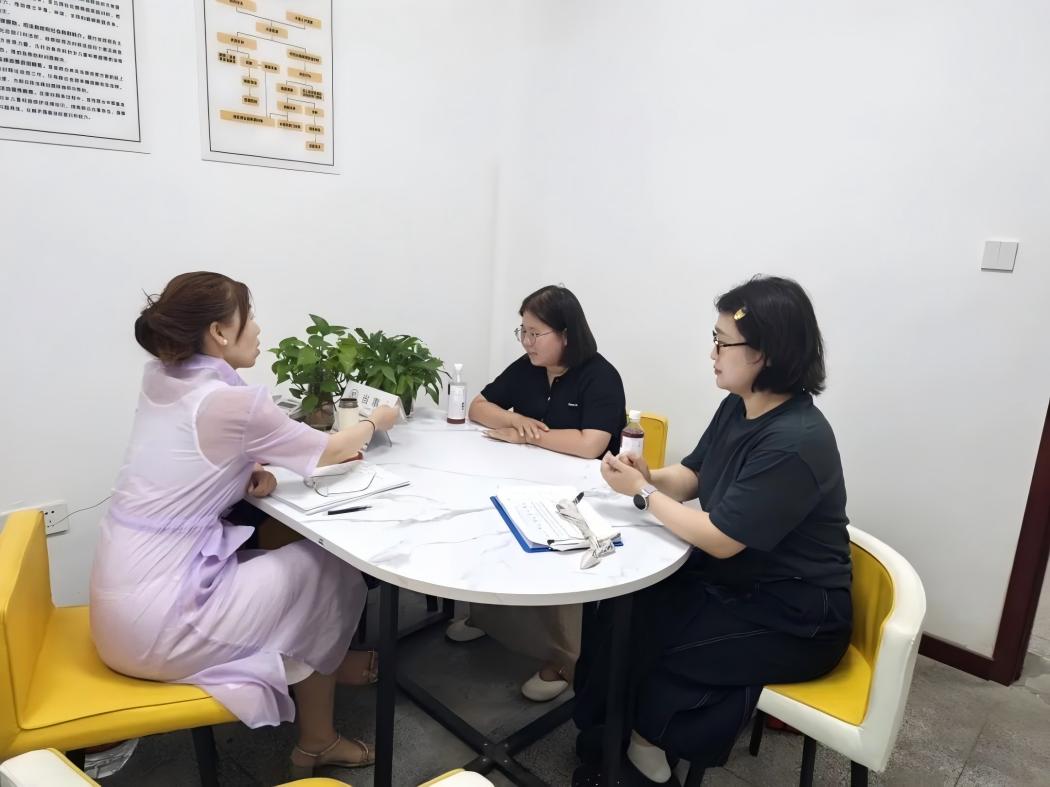 人文学院应用心理学系赴洛阳市心理咨询师协会开展访企拓岗-图片1(1)