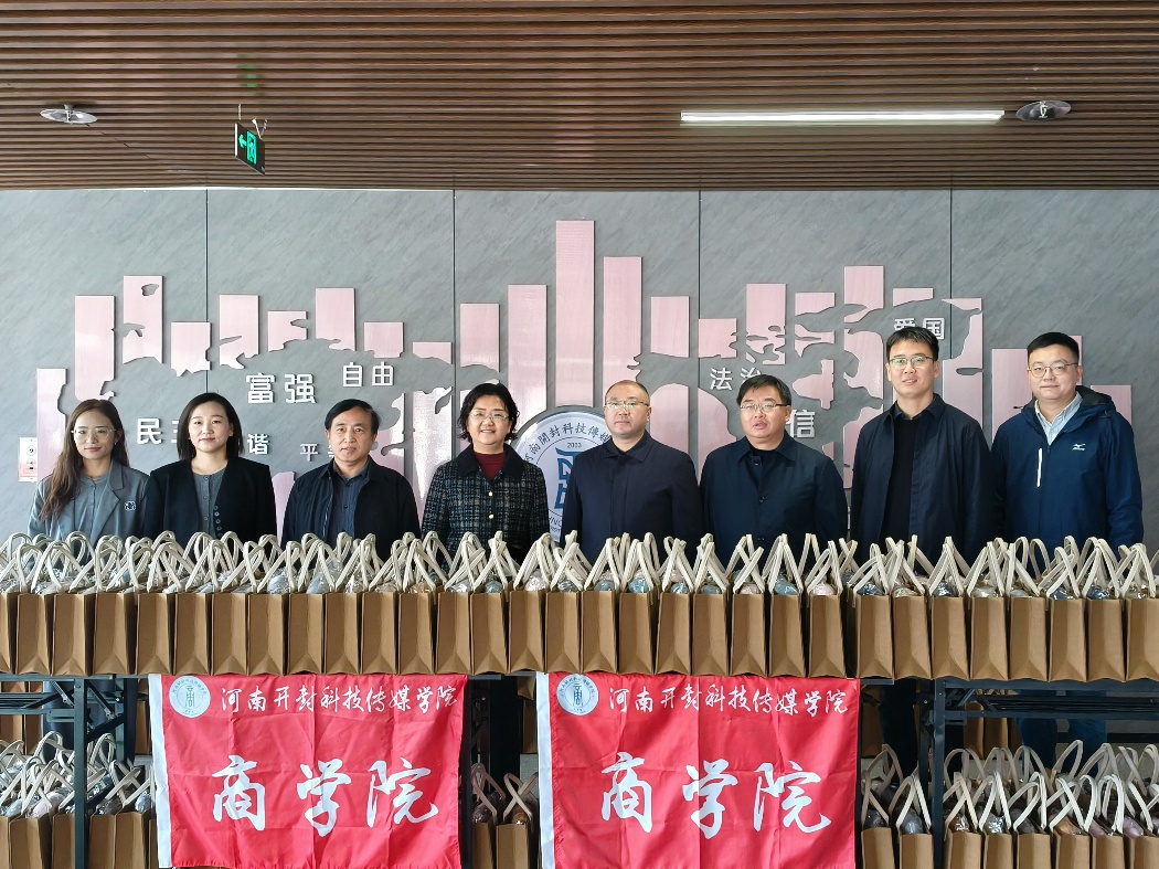 048ca33066ab41ad4b002aaa1aa2a0de(1)_副本