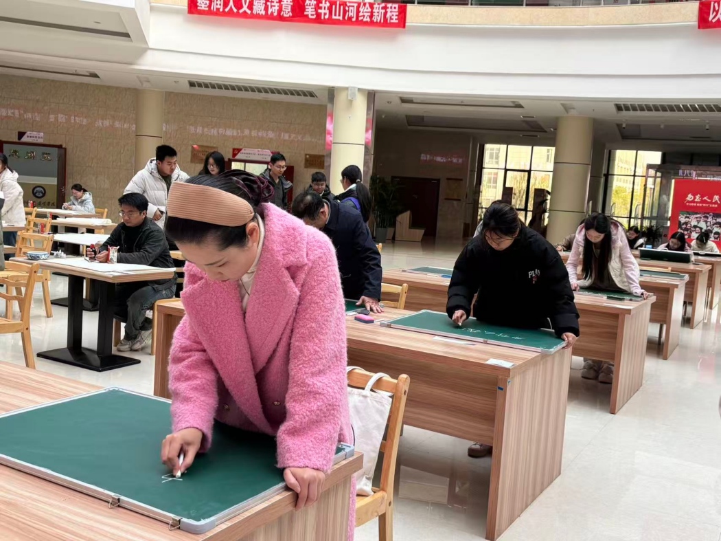 微信图片_20251208161855_692_430_副本