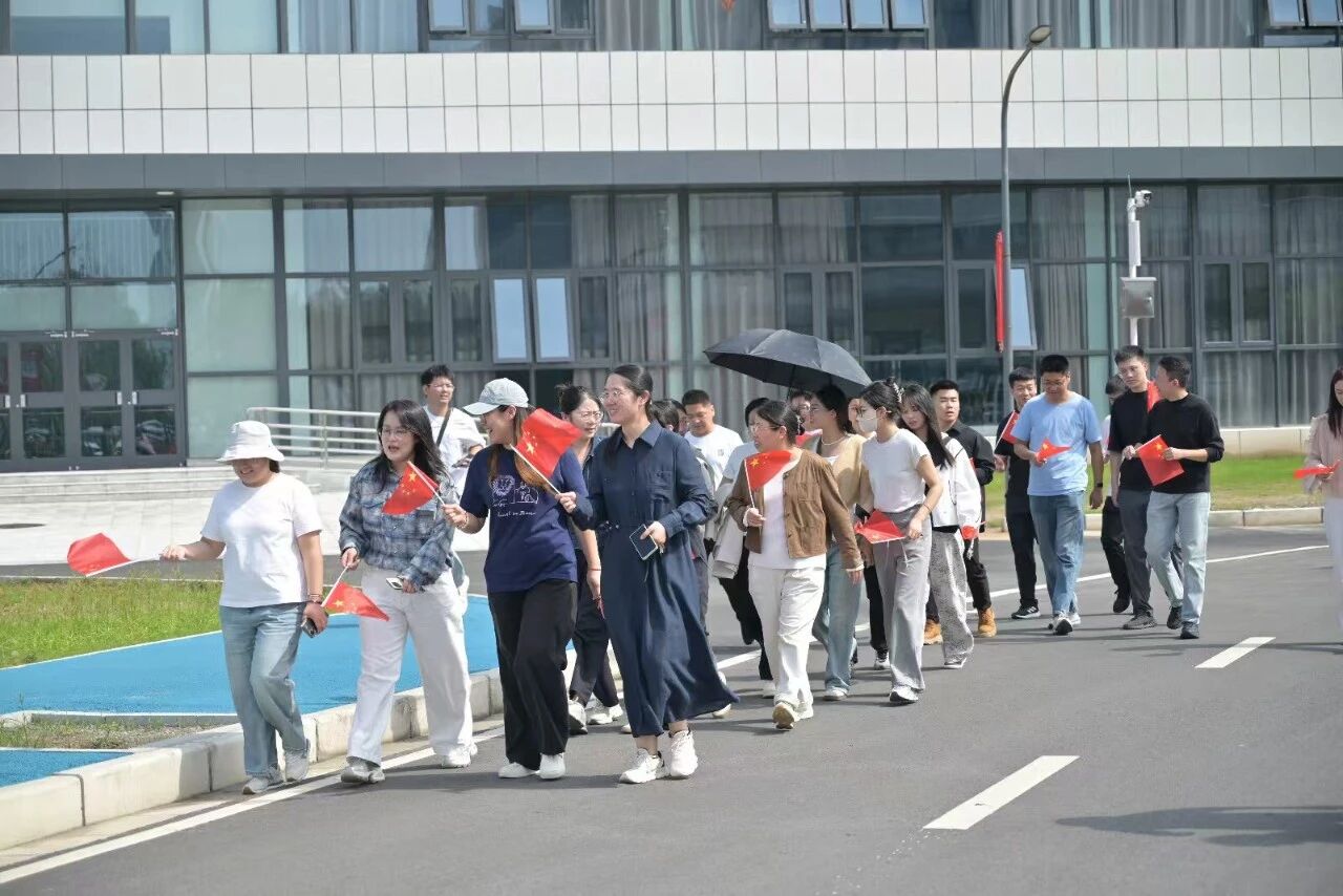 微信图片_2025-10-09_133703_009