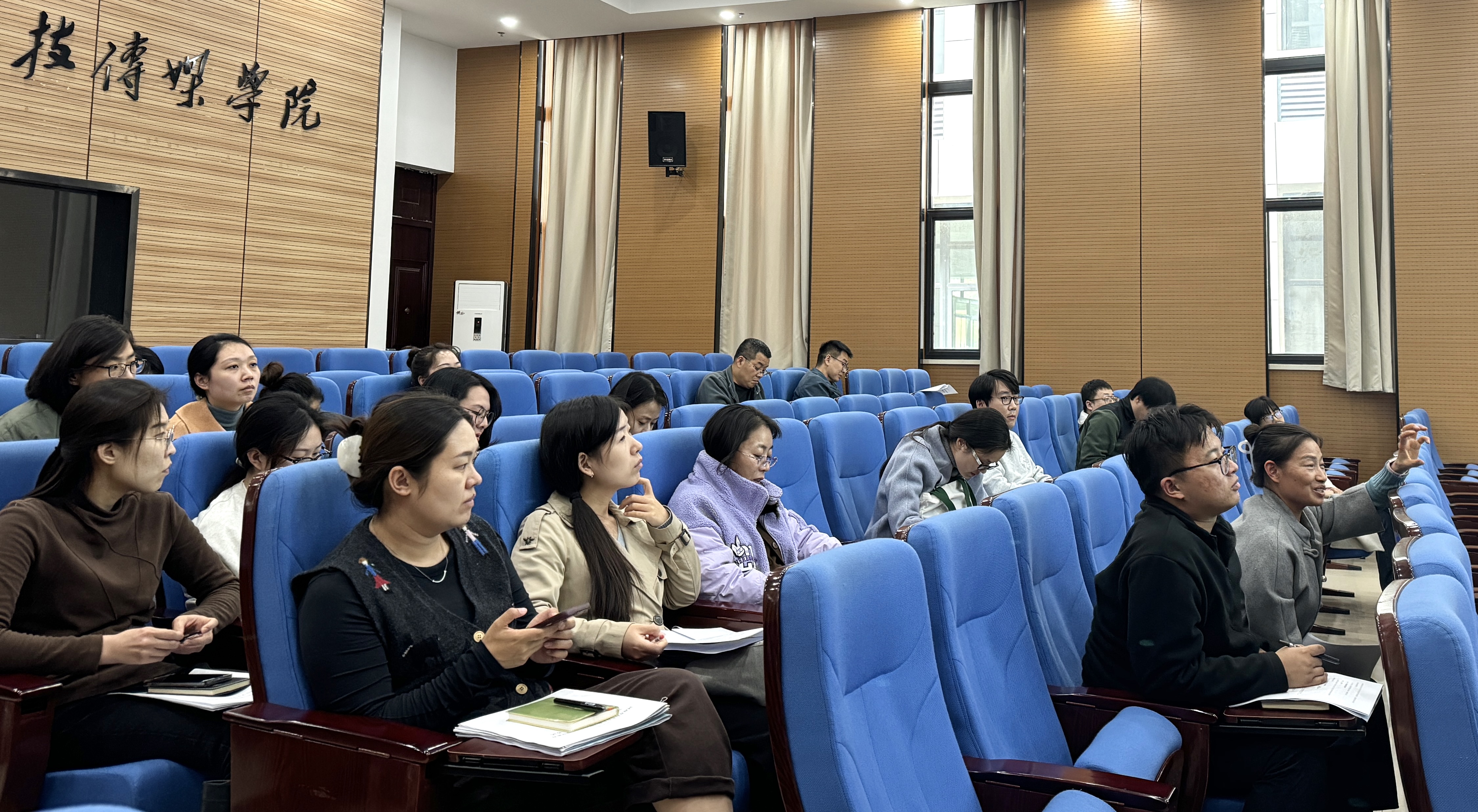 考务老师们