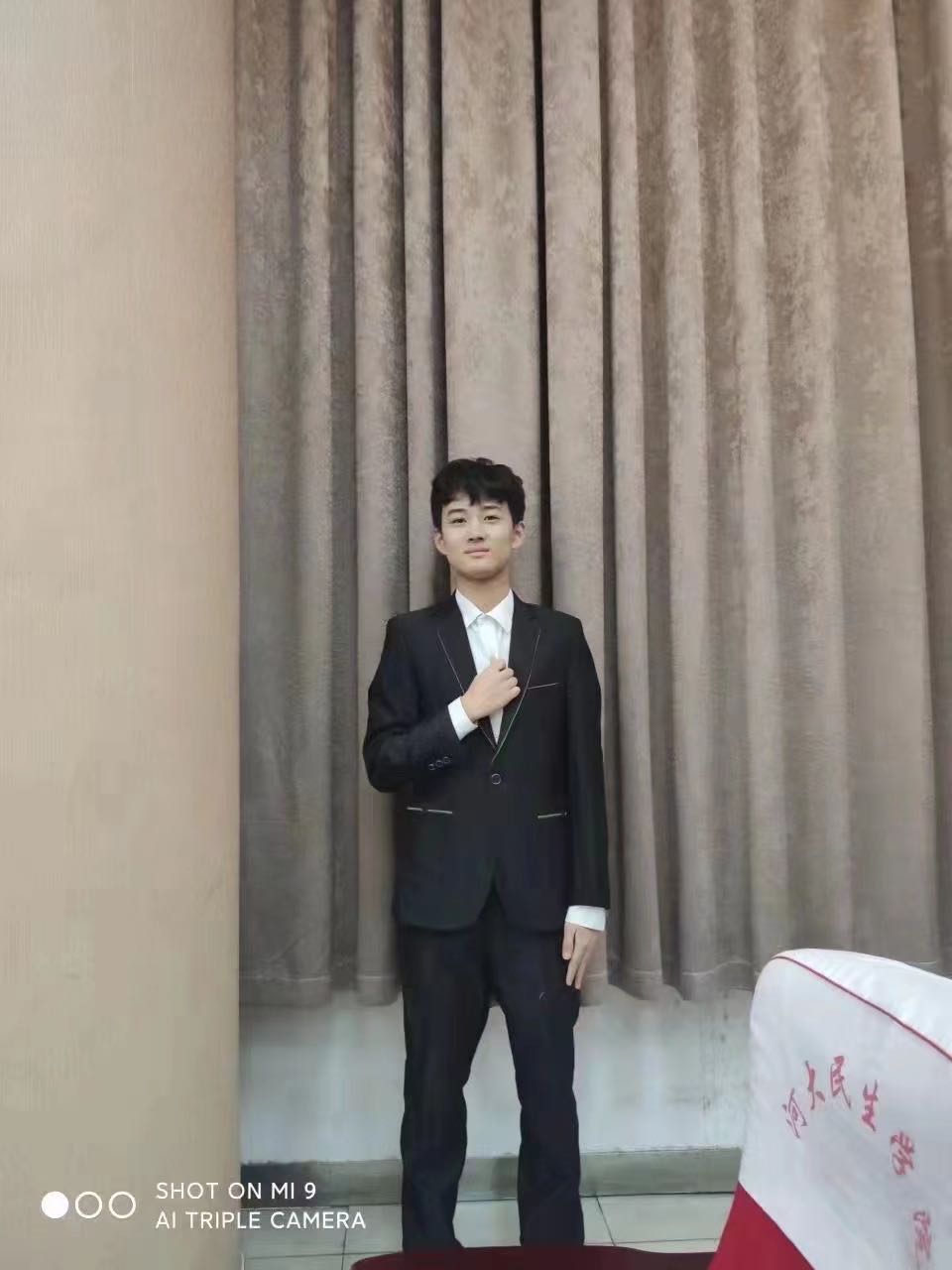 王怡童 河南大学