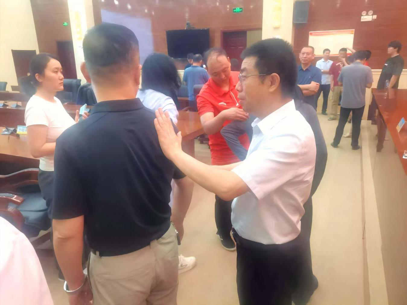 图片2