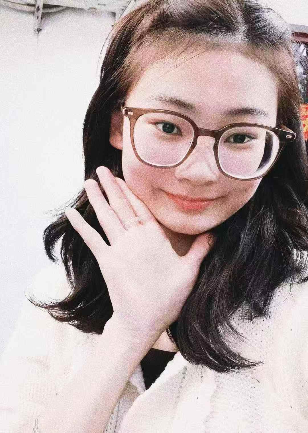 2021级汉语言文学（专升本）-李娜