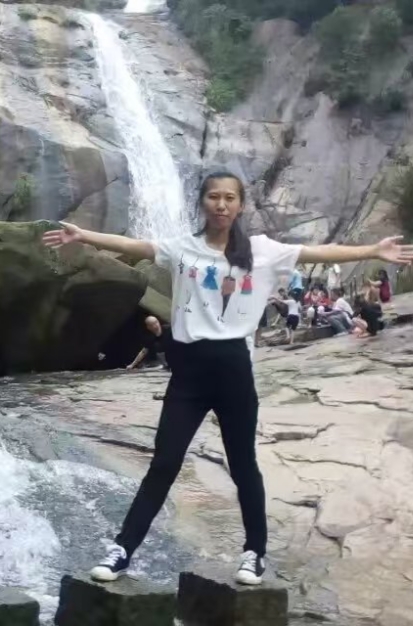 崔璨