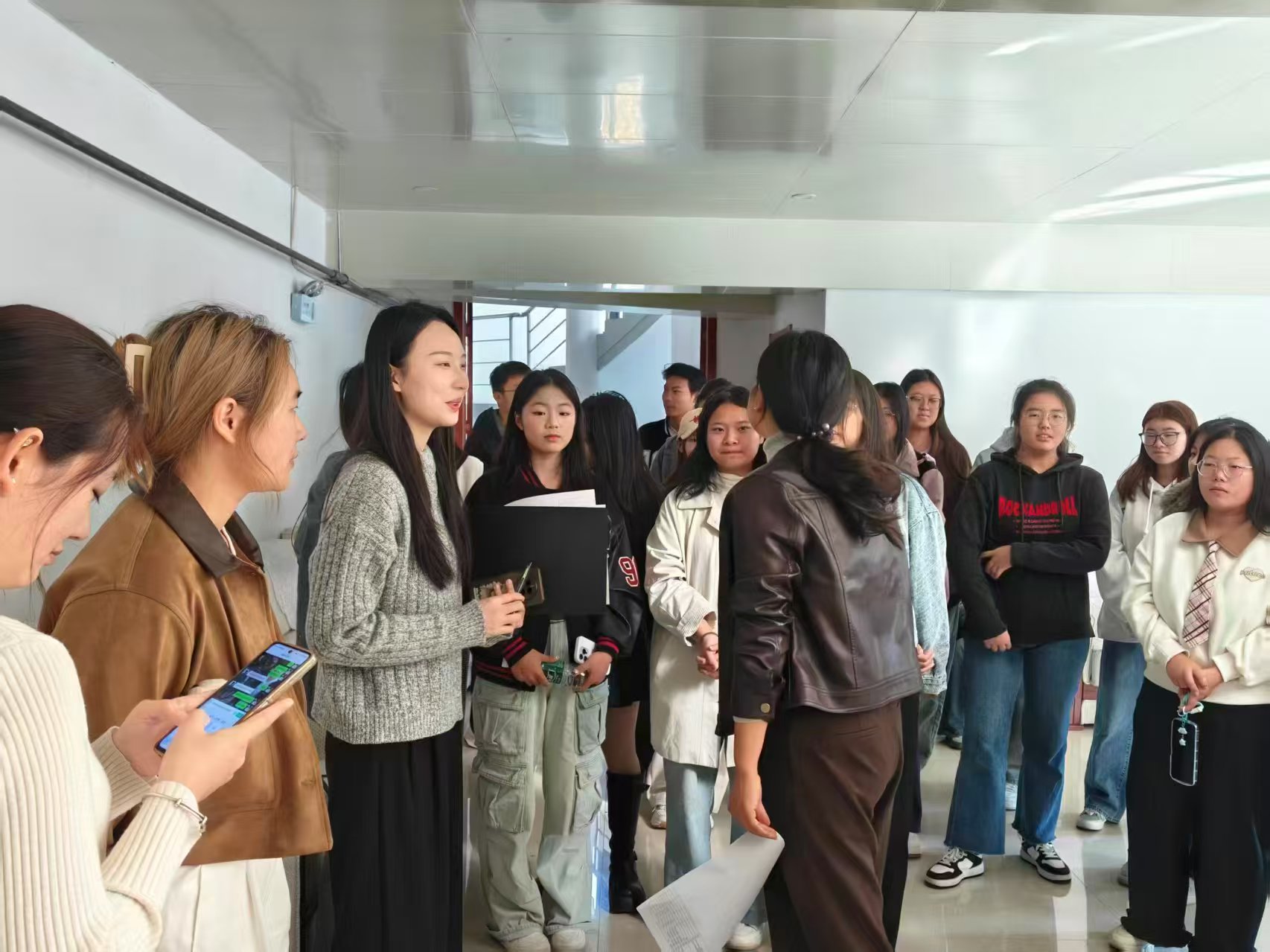 微信图片_2025-11-17_235057_697