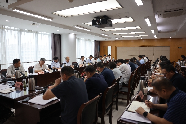 省自然資源廳召開廳黨組（擴(kuò)大）會(huì)議傳達(dá)學(xué)習(xí)習(xí)近平總書記近期重要講話重要文章精神部署重點(diǎn)工作_副本