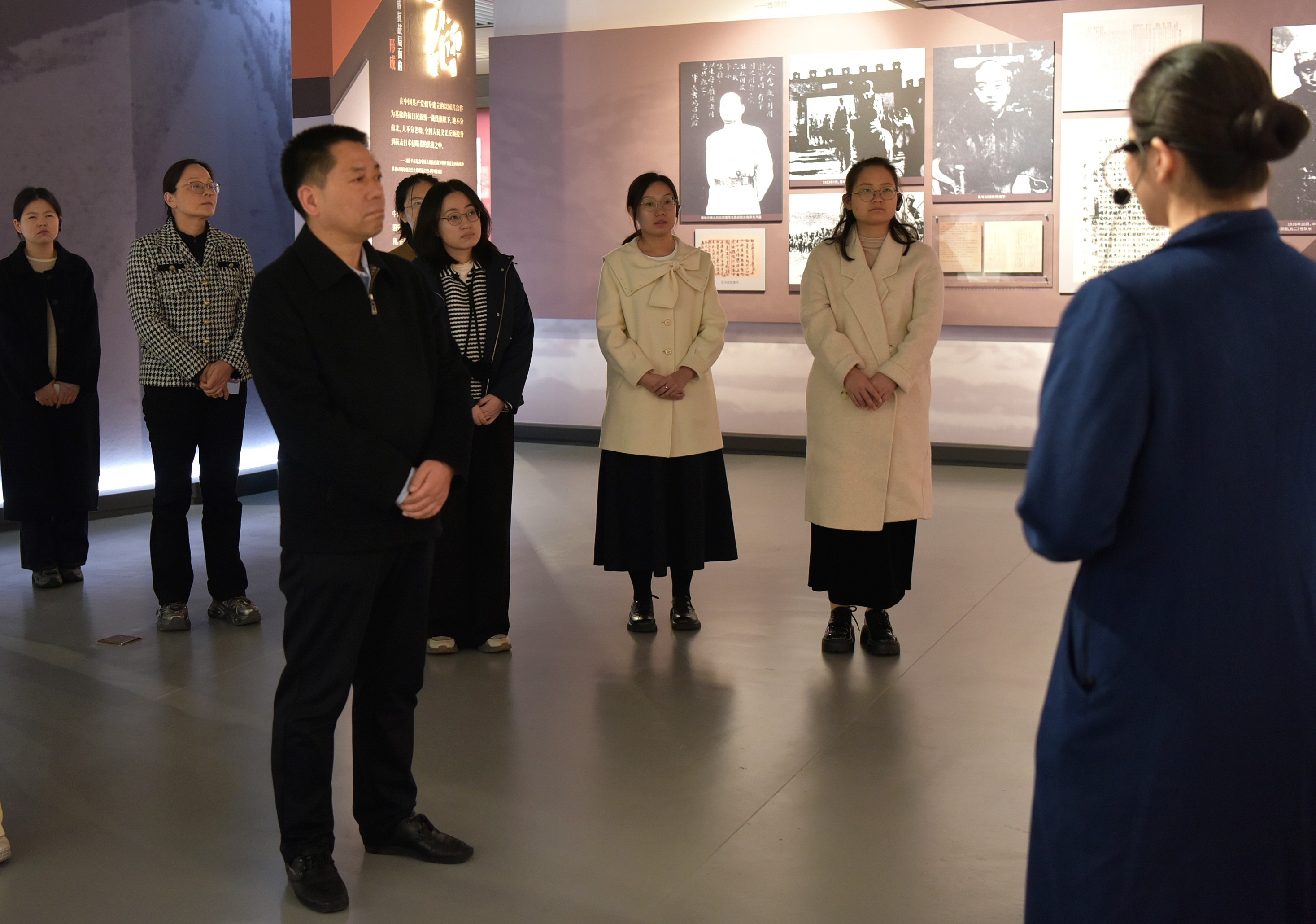 省政府国资委开展“铭记抗战历史 传承红色基因”主题党日活动