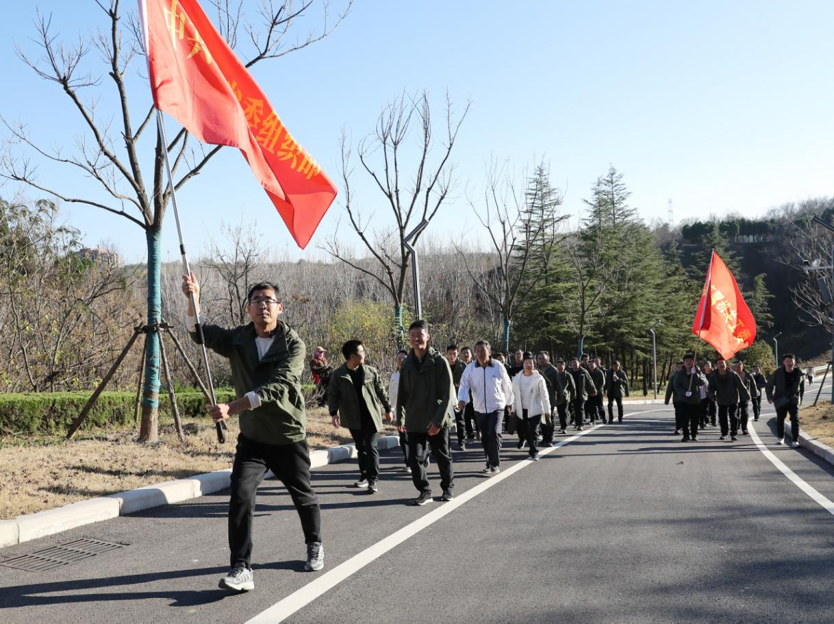 8d1da0adf5e316838647826a9e6b2900