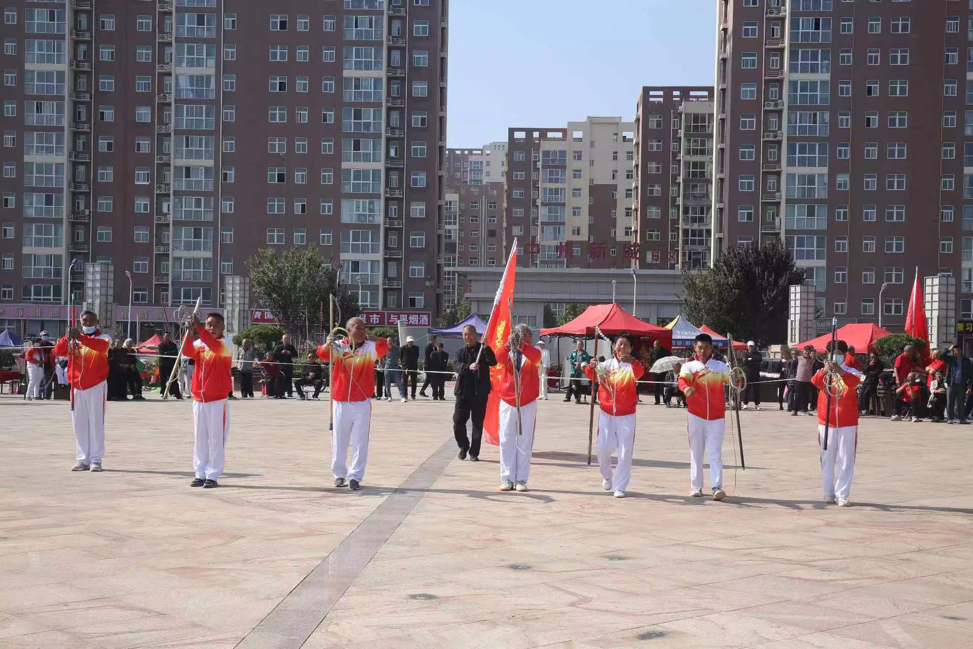 团体杆鞭