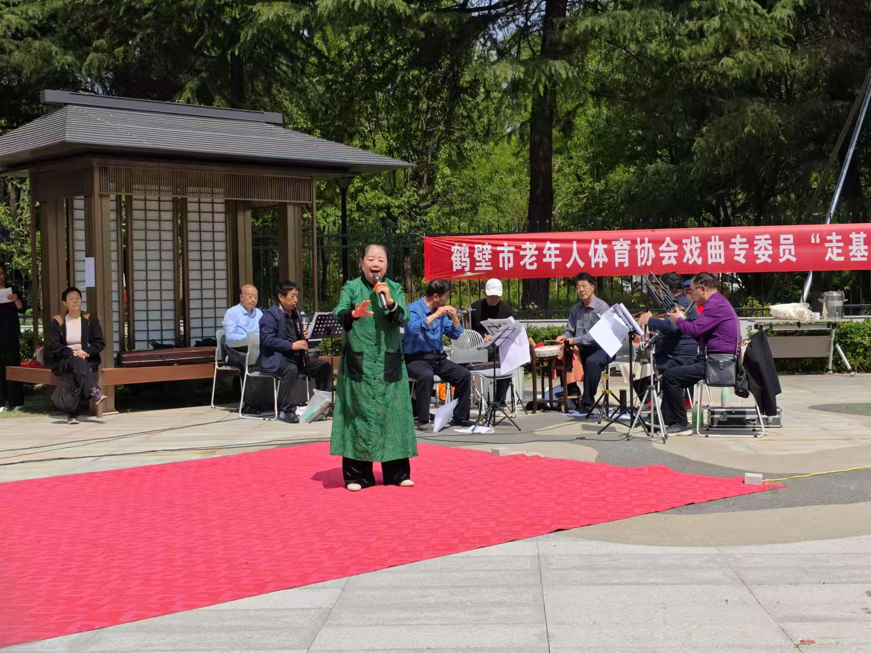戏曲走基层