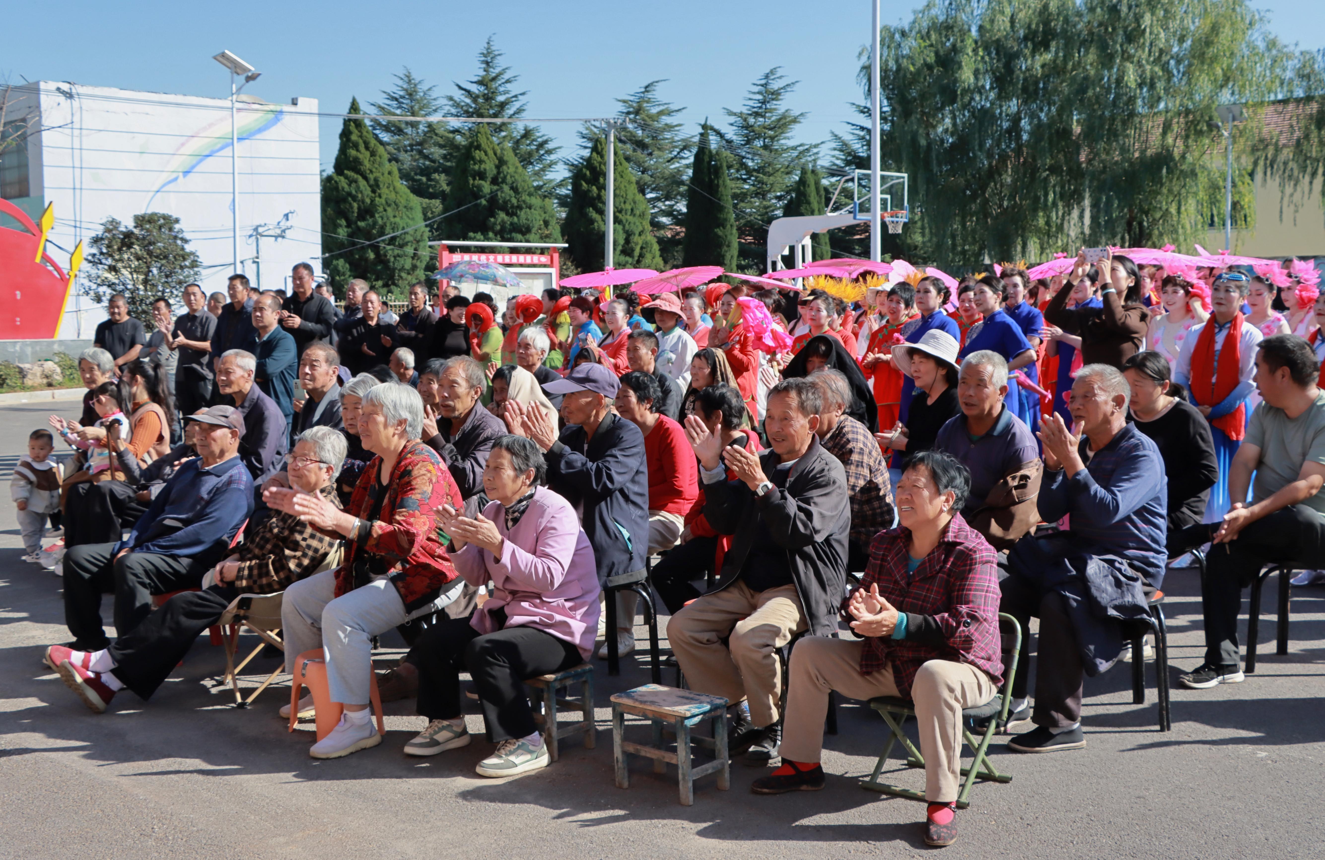 250925庆双节韶华村活动