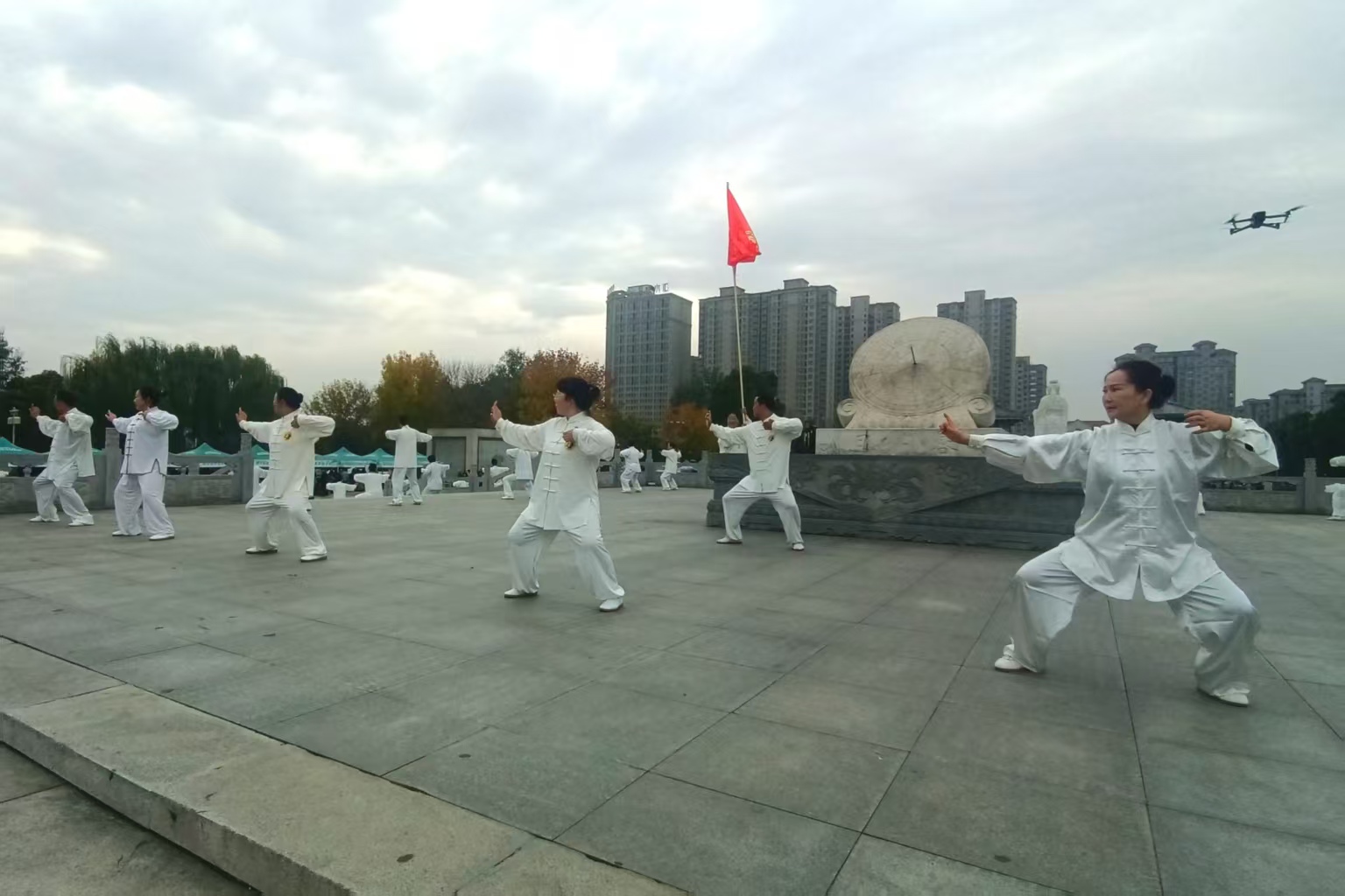 813d501054a769cc8a9dabebb70d07f9