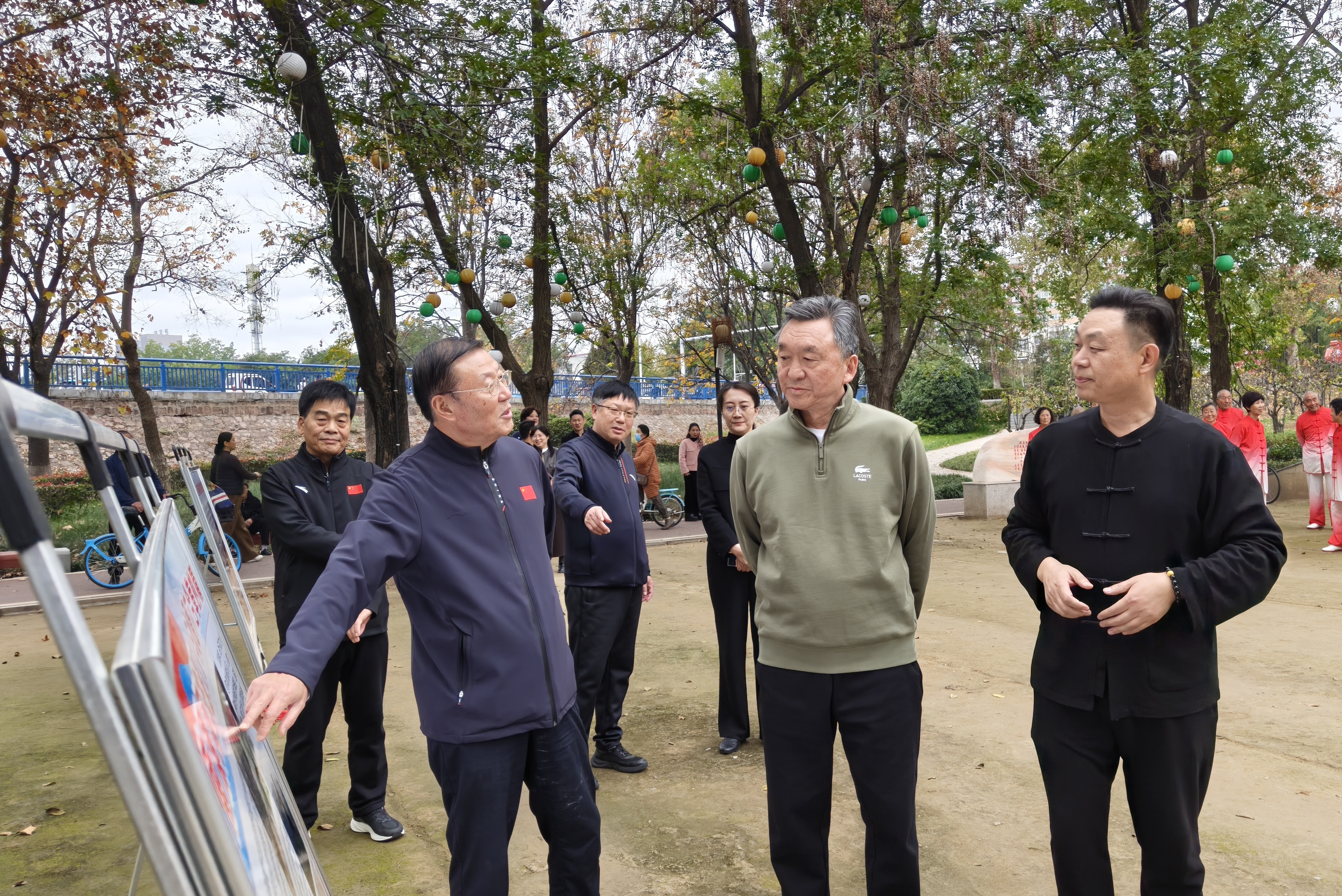 5e2ee6fcfe14aaadbd1f05ee7f93d469