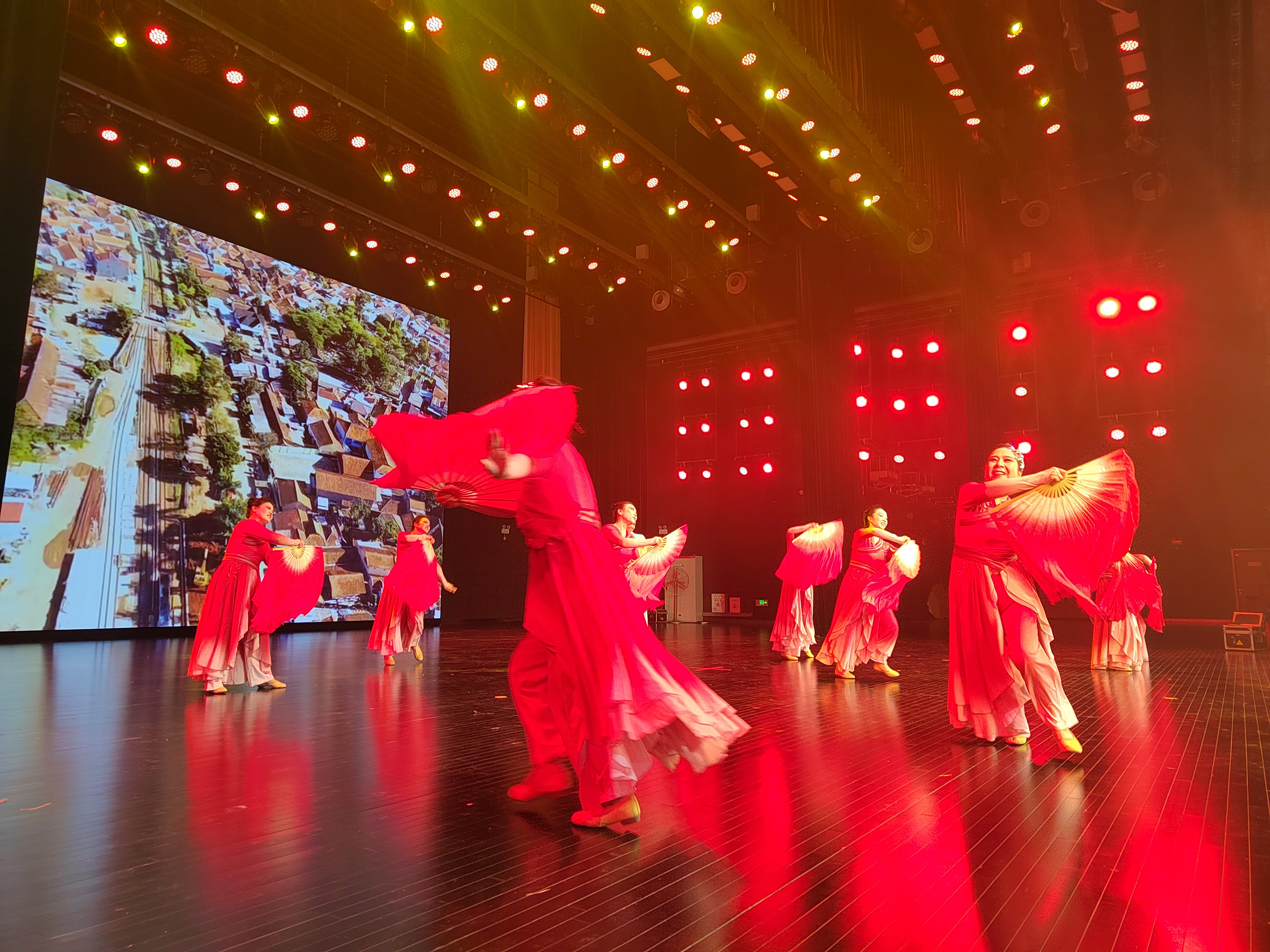 微信图片_20251117080525_772_184