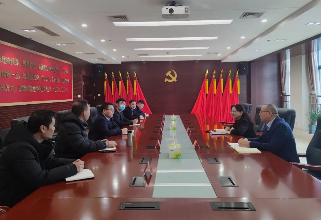 豫检集团组织召开新任驻村干部欢送会
