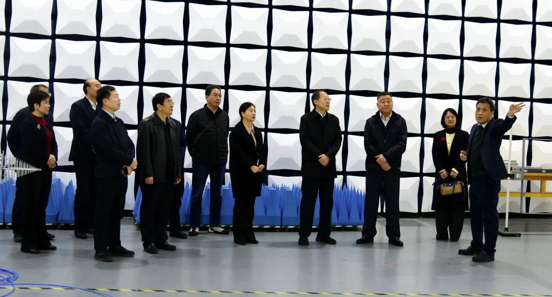 河南省政协副主席张震宇到豫检集团电检院有限公司调研