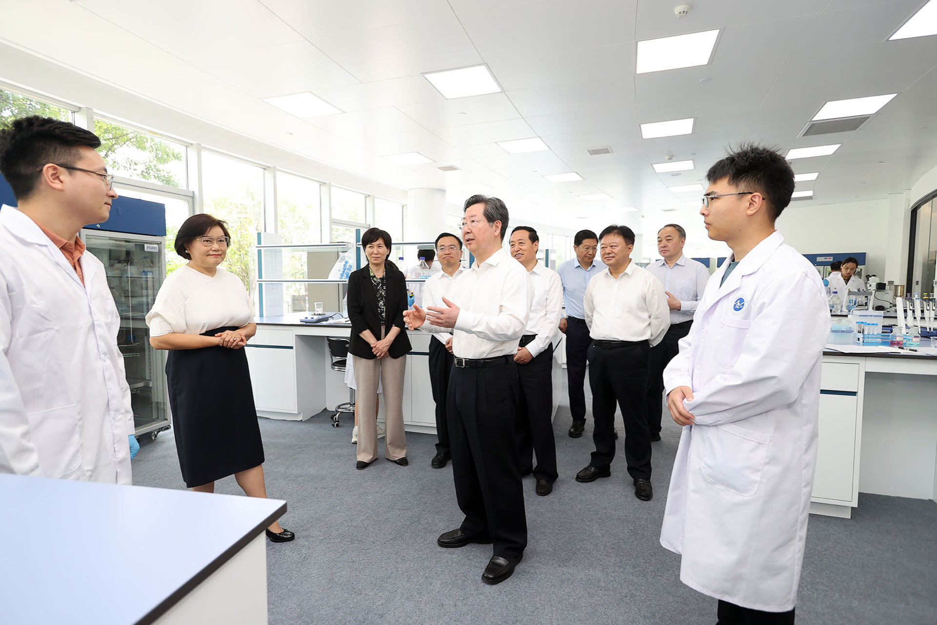 楼阳生出席郑州大学河南医学院新校区项目开工仪式